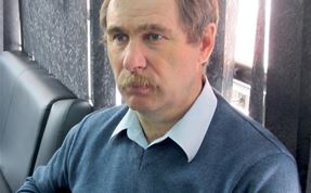 В одно лицо